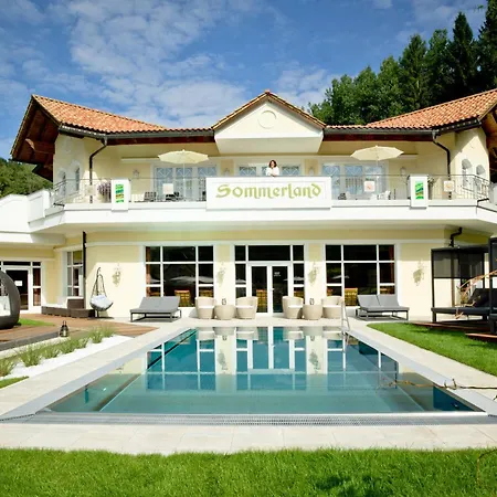 Aktiv- Und Wohlfuehlhotel Hammerhof Otel